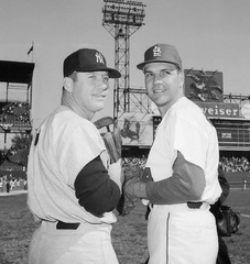 Mickey Mantle & Ken Boyer Prior To Game 1 of 1964 World Series